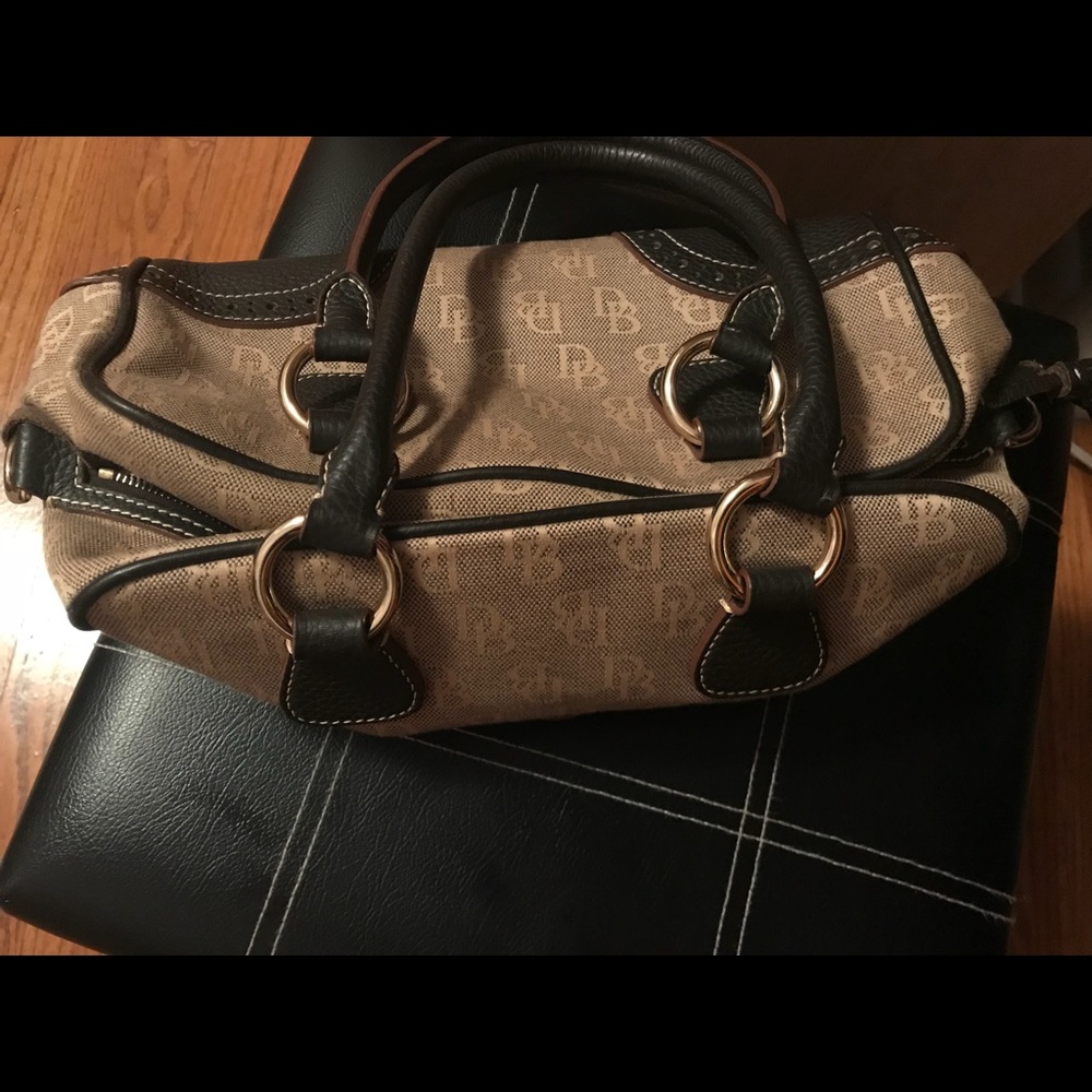 Handbag - Picture 2 of 6